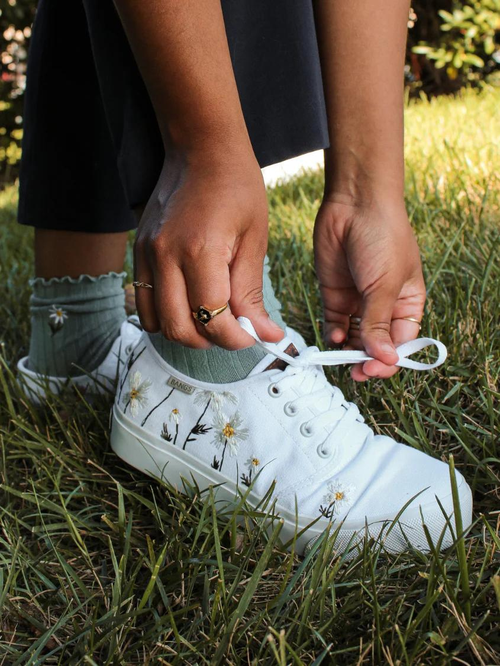 Bangs Shoes Daisy Dreams Platform Low Tops In White