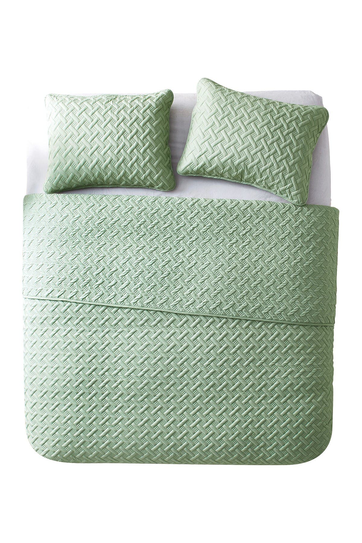 Vcny Home Nina Embossed Basketweave Quilt Set In Green