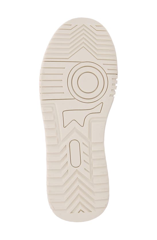Berness Europa Sneaker In Beige