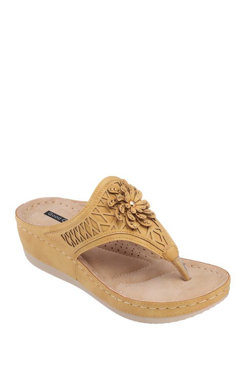 nordstrom rack summer sandals