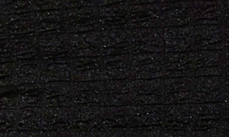 Astr Puff Shoulder Textured Knit Crop Top In Black