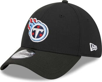 New Era Men's New Era Cream/Navy Tennessee Titans 2022 Sideline 39THIRTY  2-Tone Flex Hat