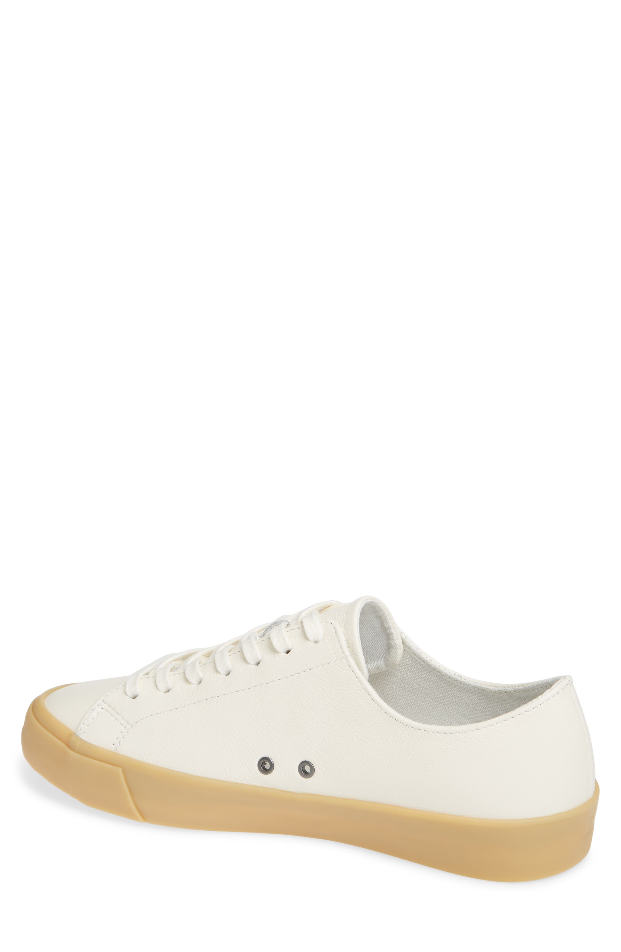 seavees white leather