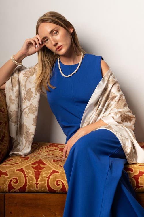 Elizabetta Esmeralda In Soft White