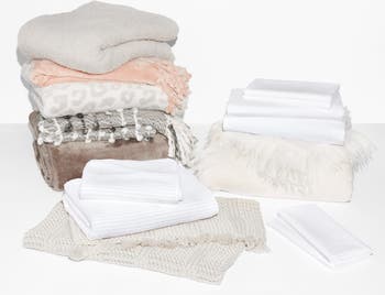 Nordstrom blanket barefoot dreams hot sale