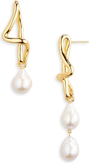 Missoma Molten Baroque Freshwater Pearl Mismatched Drop Earrings