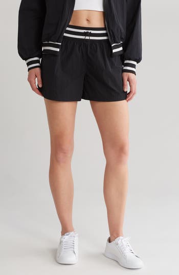 Yogalicious Radiant Division One Shorts In Black/white