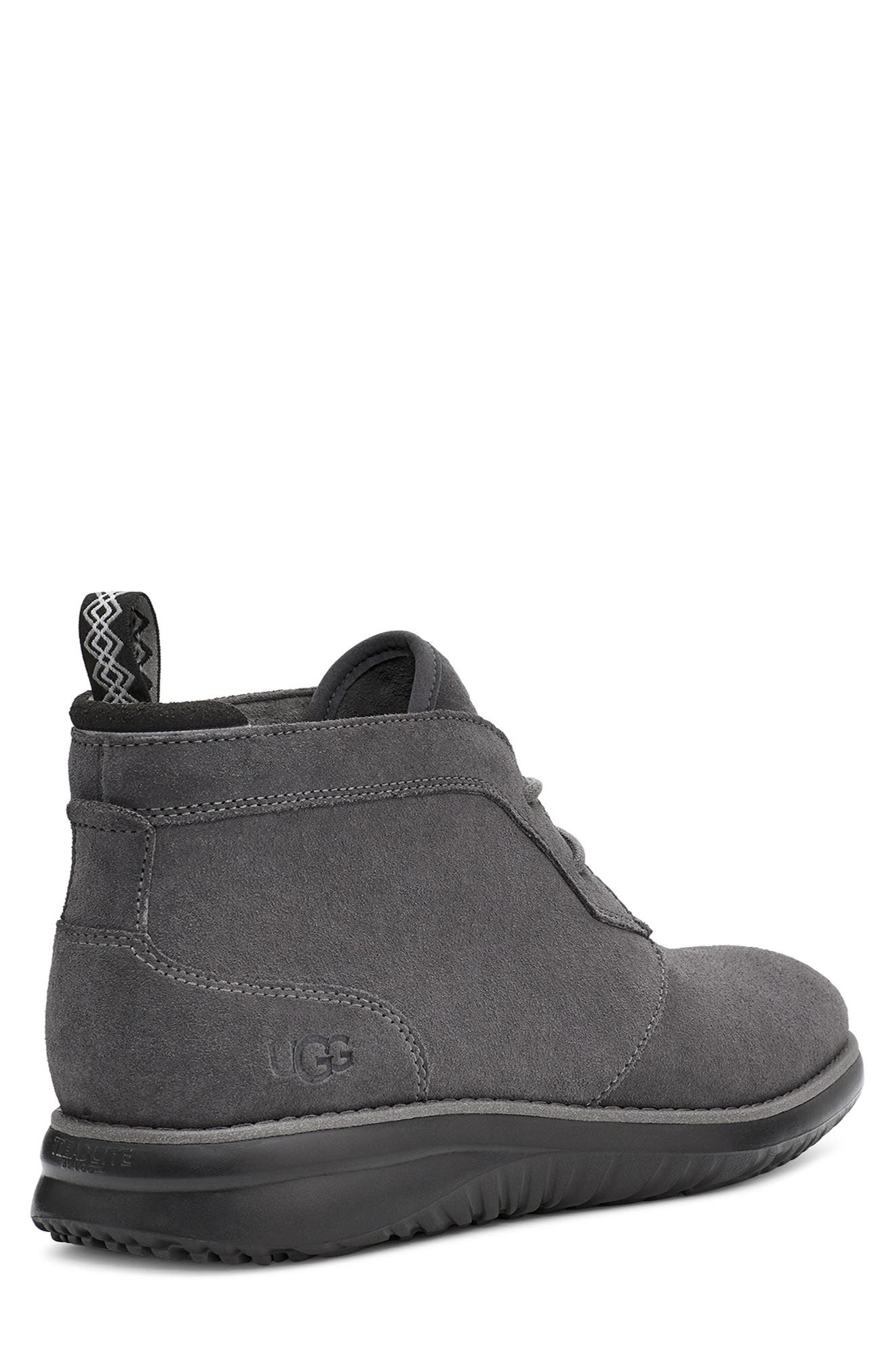 men uggs white
