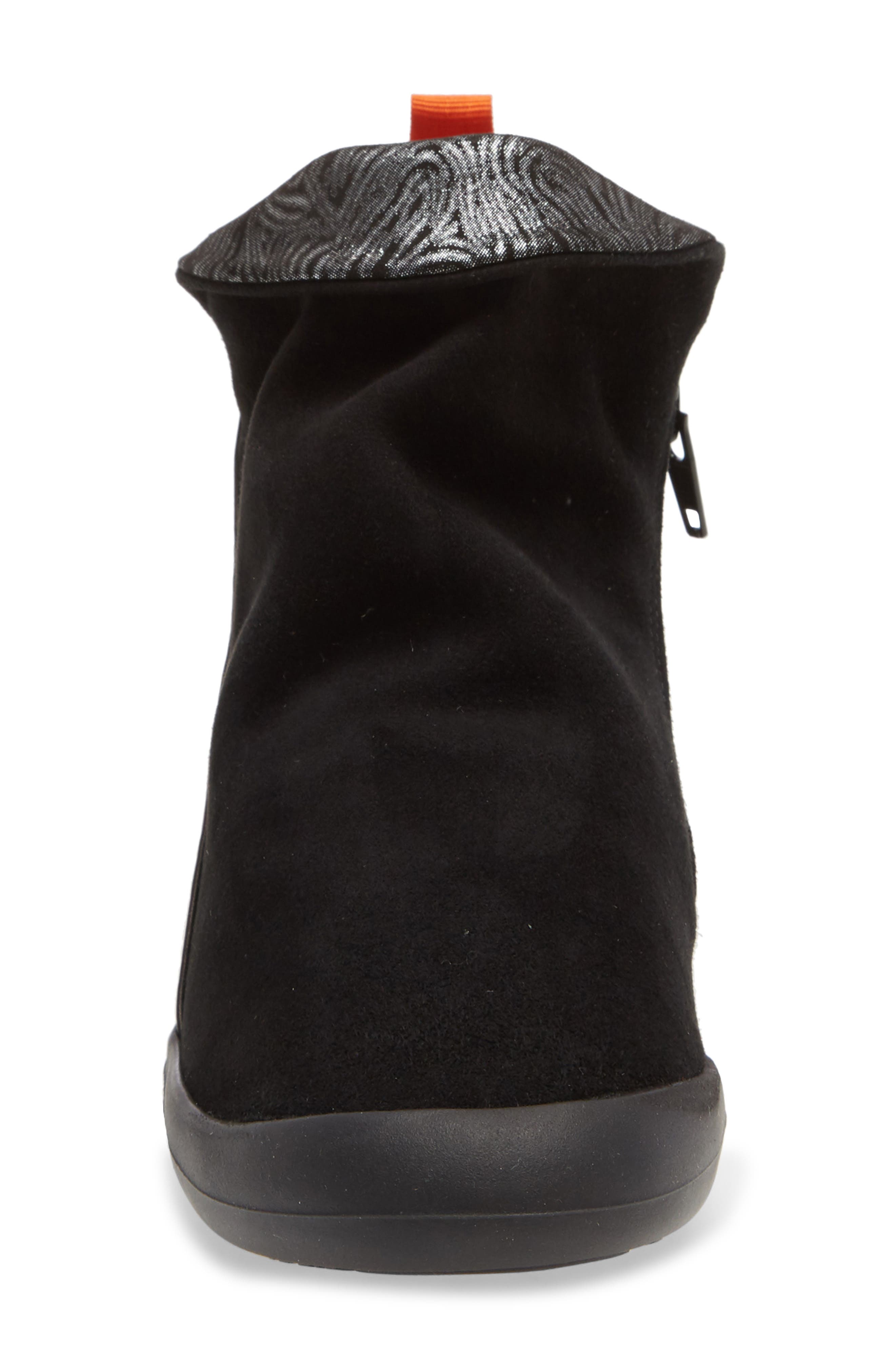 Softinos By Fly London Farah Bootie In Black Leather Combination