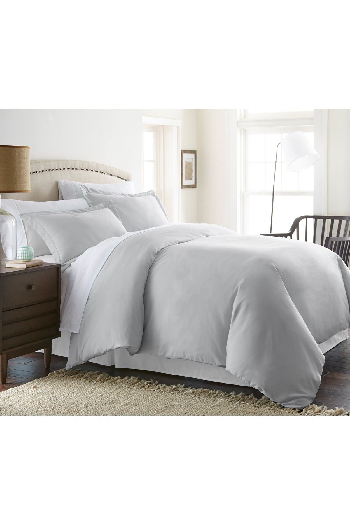 Ienjoy Home Home Collection Premium Ultra Soft 2-piece Twin/twin-xl Duvet Cover Set In Light/pastel Grey