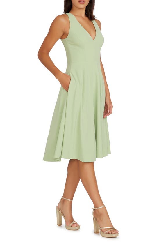DRESS THE POPULATION DRESS THE POPULATION CATALINA FIT & FLARE COCKTAIL DRESS