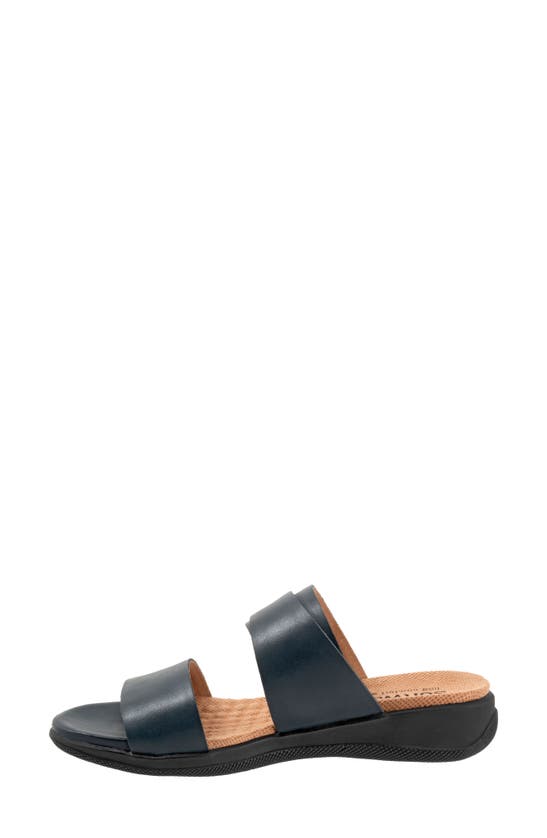 Softwalk Toki Slide Sandal In Navy