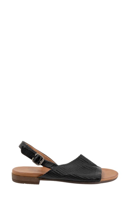 Shop Bueno Tiffany Slingback Sandal In Black