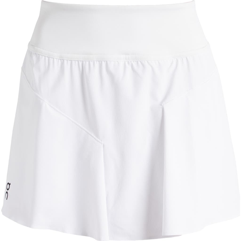 On Court Pleated Skirt In White