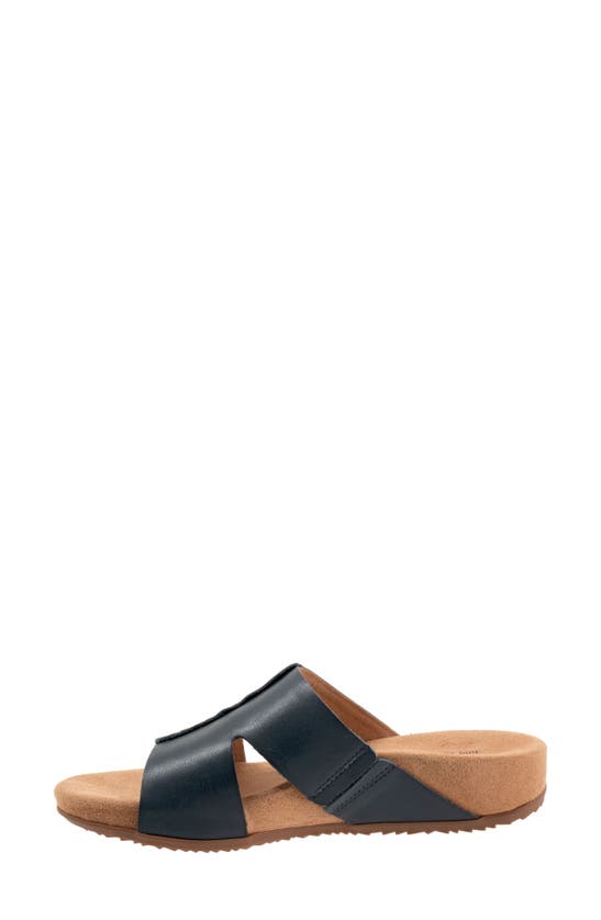 Softwalk Beverly Sandal In Navy