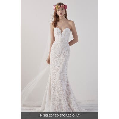 Provonovias Eithel Strapless Lace Mermaid Gown, Size - Ivory
