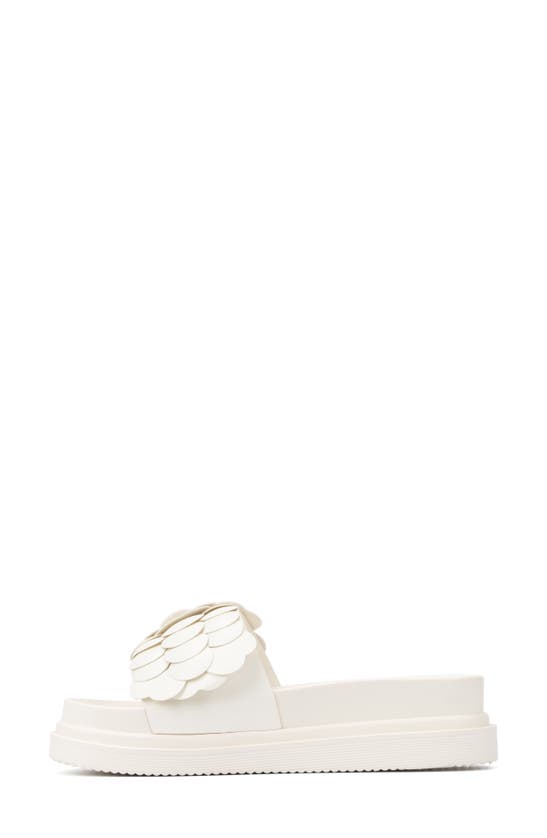 New York And Company Camilia Flower Strap Platform Slide Sandal In White