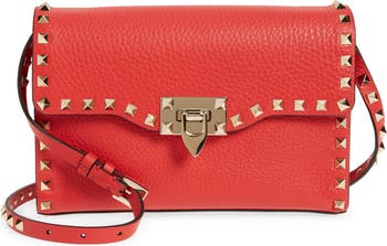 Rockstud Calfskin Handbag for Woman in Rouge Pur