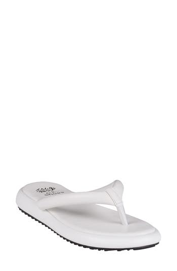 Good Choice New York Parisa Flip Flop In White