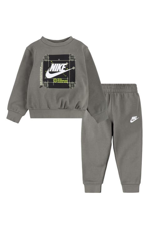 5t fashion nike sweatsuit