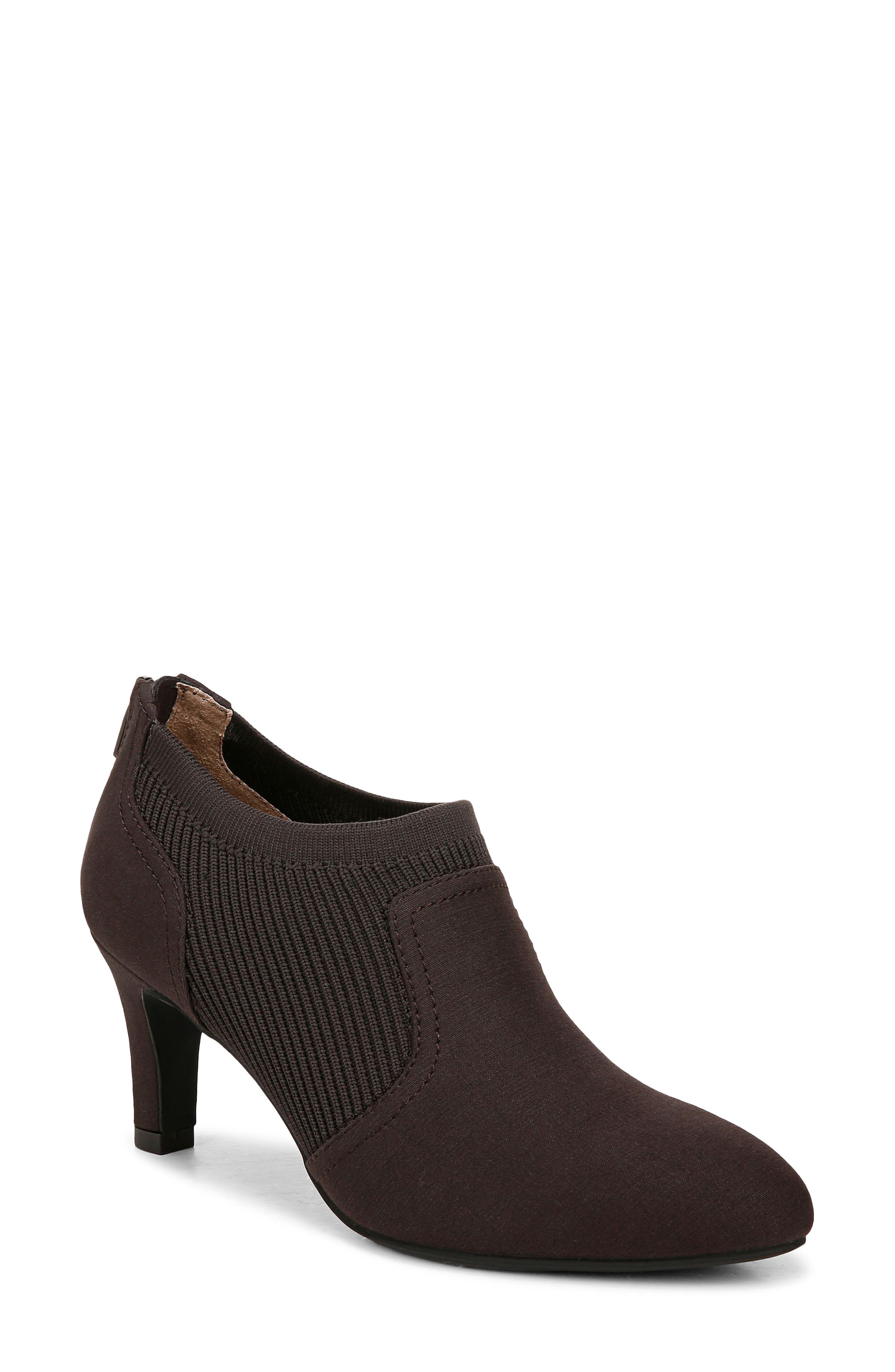 LifeStride Gia Bootie in Dark Chocolate 