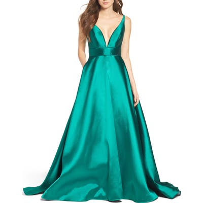 Ieena For MAC Duggal Plunging Sweetheart Neck Ballgown, Green