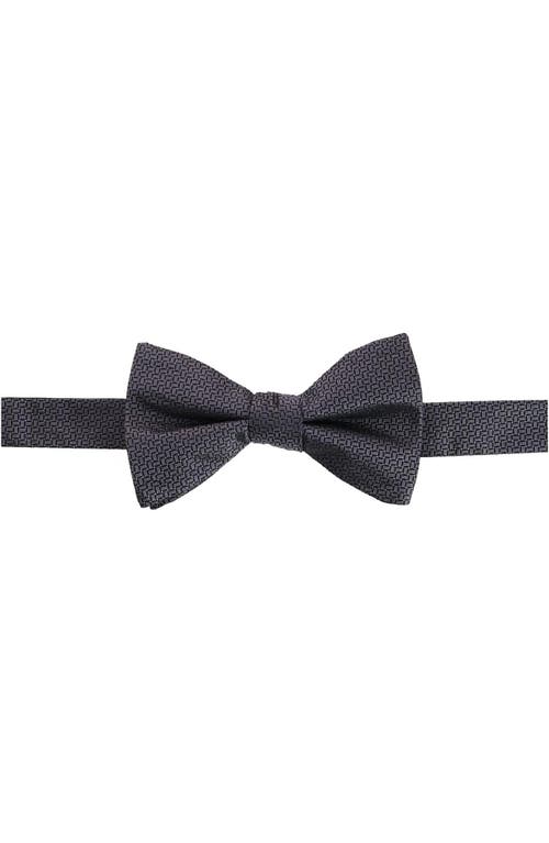 The Monte Bello Interlocked Silk Pre-Tied Bow Tie in Graphite