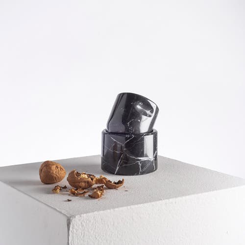 Andjacob Decor Nut Cracker In Black Marble