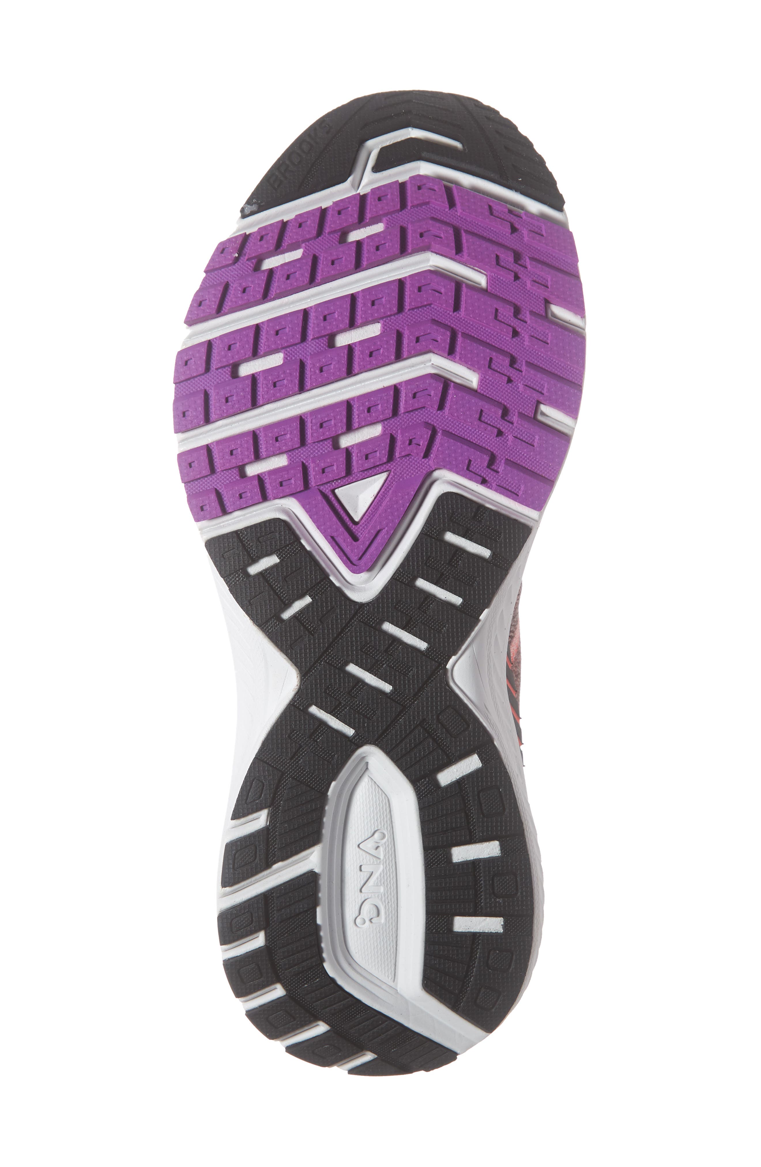 brooks shoes wide width