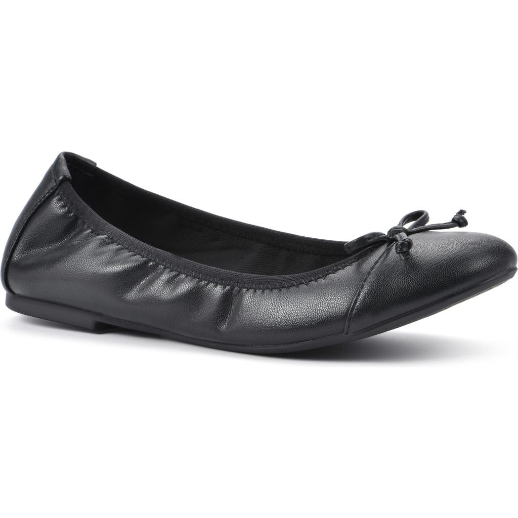 Shop White Mountain Footwear Sunnyside Ii Ballet Flat In Black/black/patent