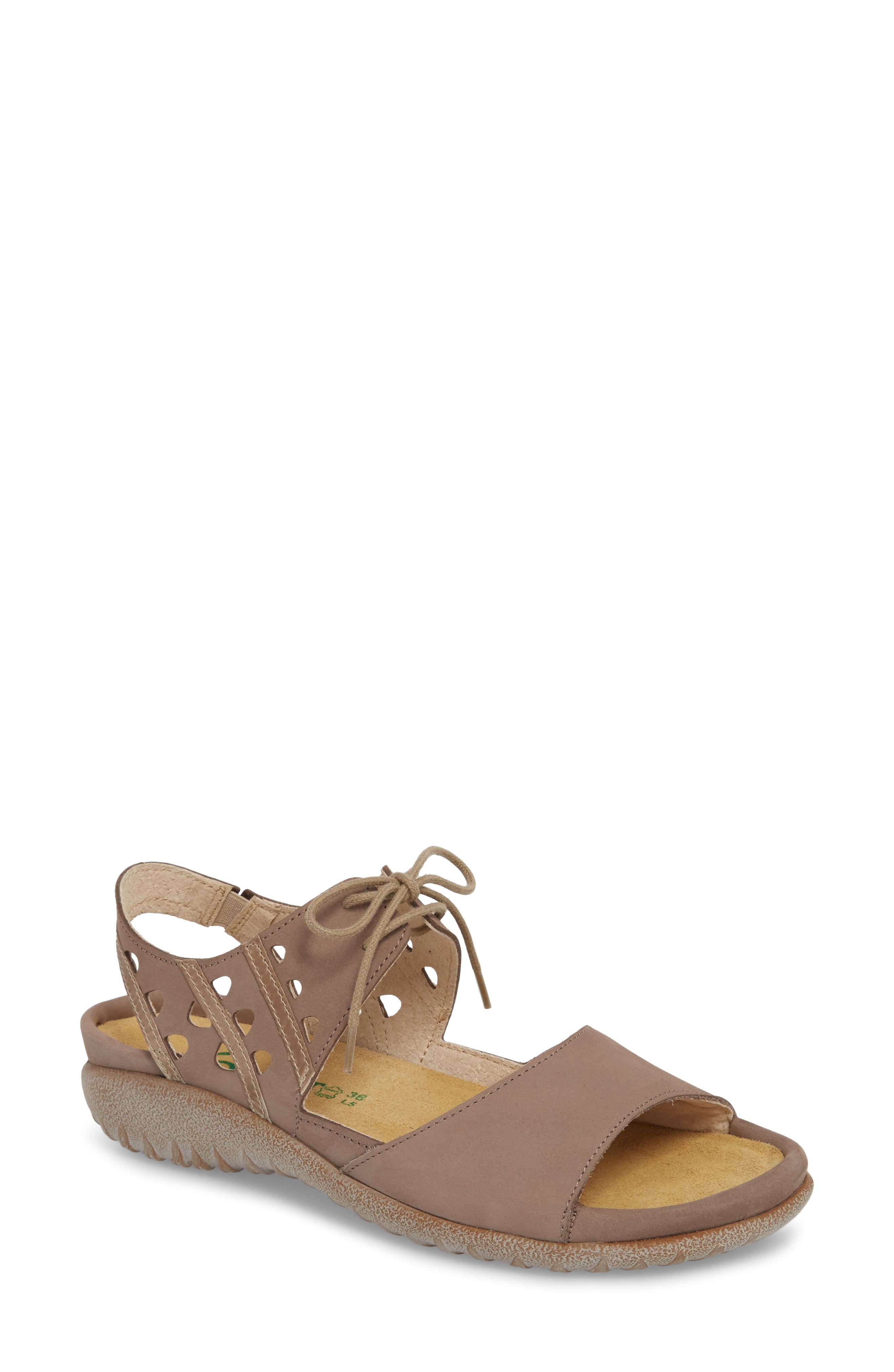 naot mangere sandal