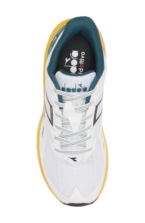 Diadora Equipe Nucleo Running Shoe In White/meditteranea/kumquat