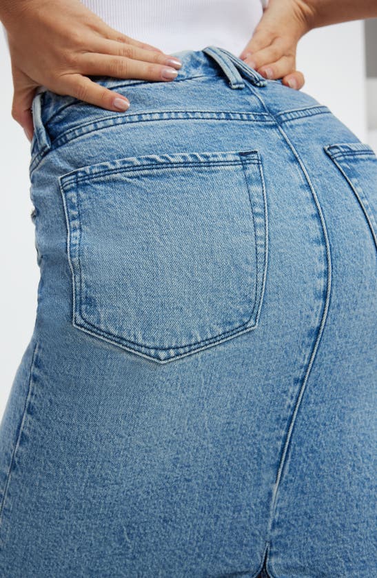 Shop Good American Denim Maxi Skirt In Indigo357
