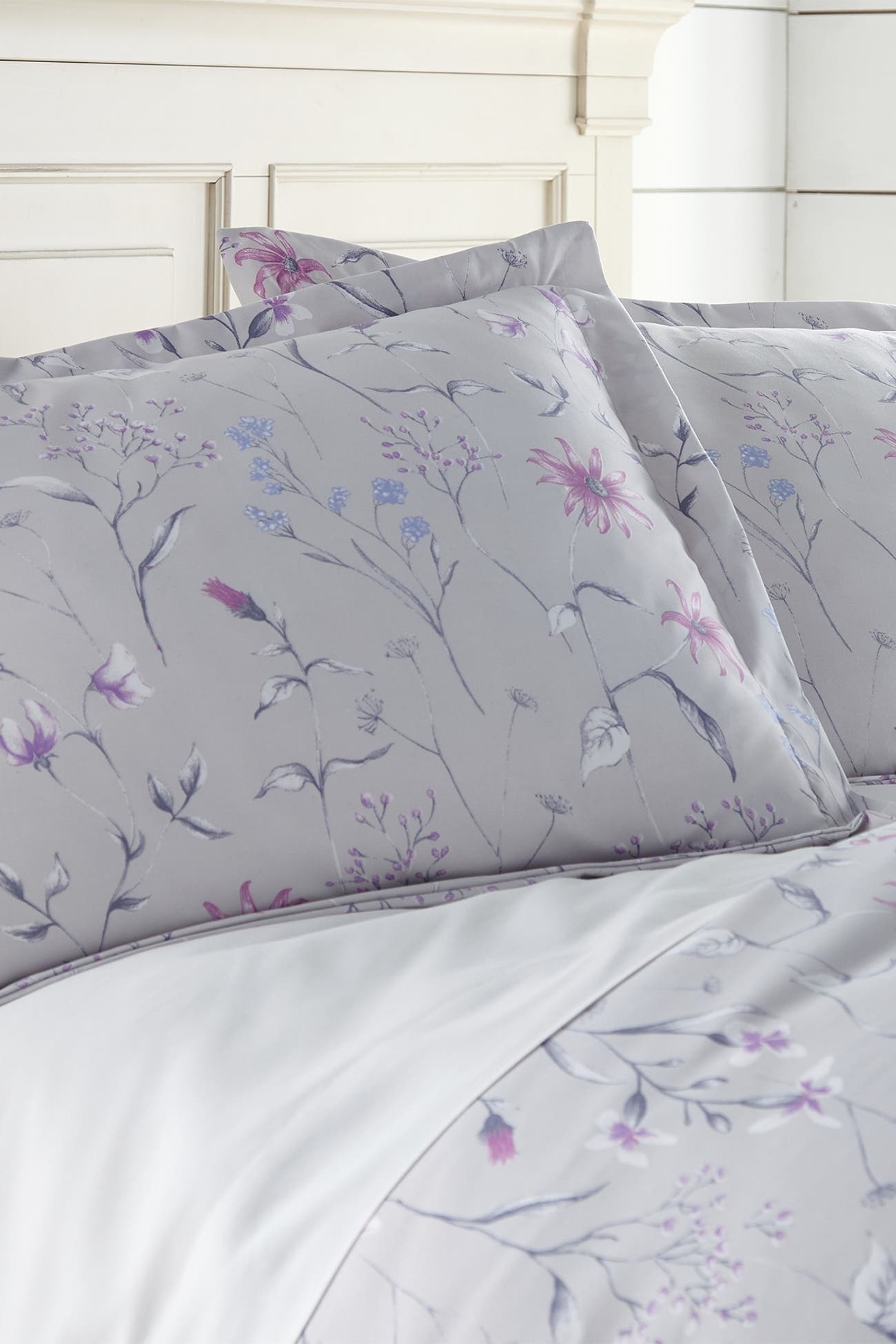 SOUTHSHORE FINE LINENS King/California King Luxury Premium Floral