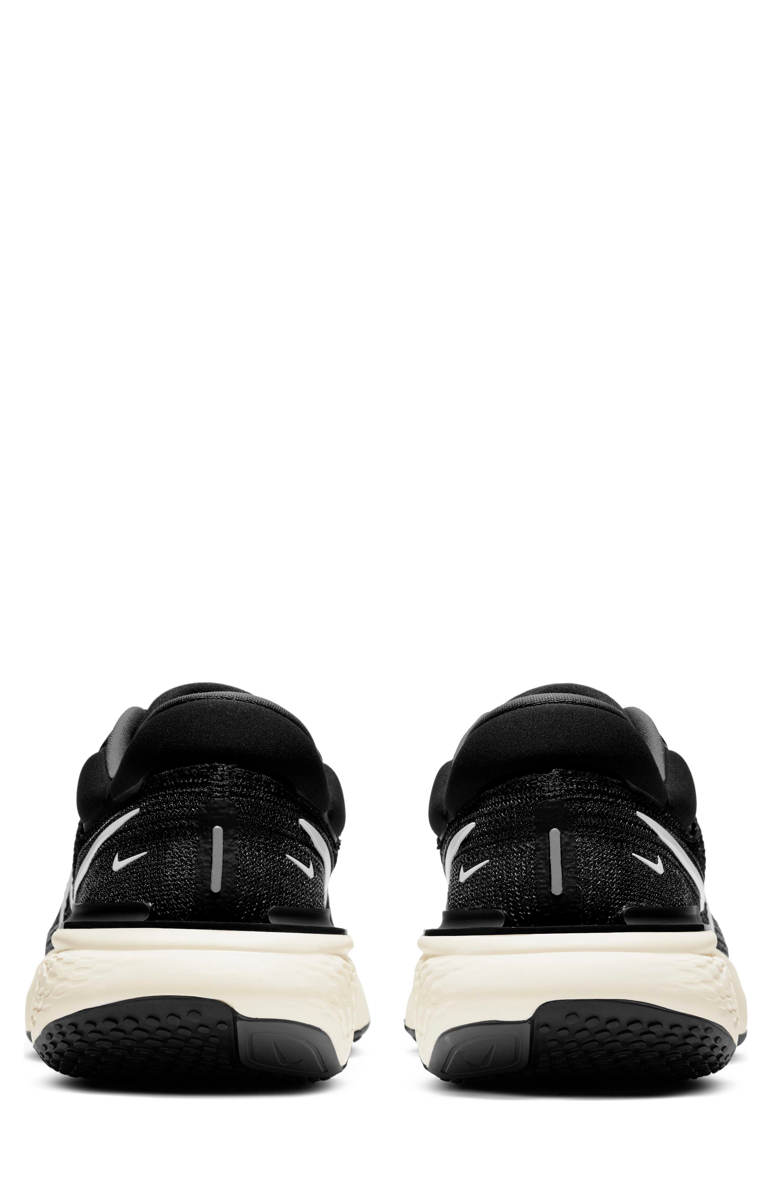 flynit running shoes