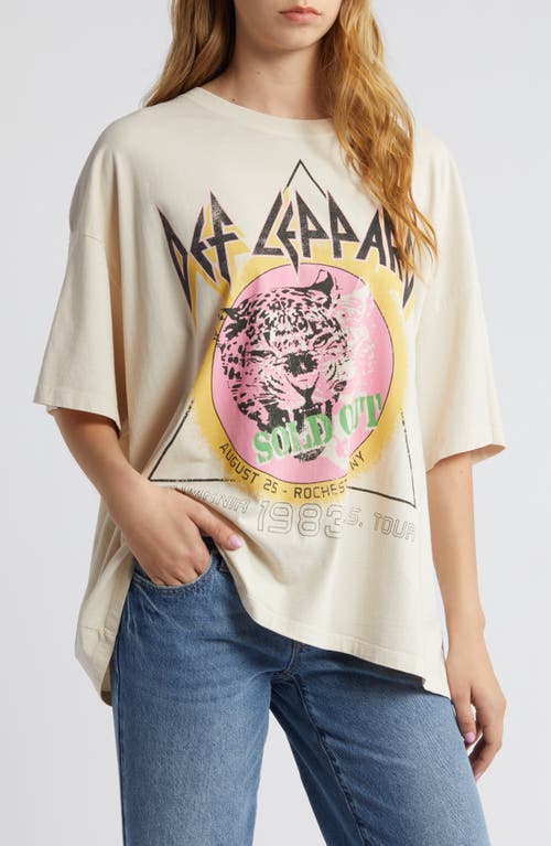 Shop Daydreamer Def Leppard 1983 Tour Graphic T-shirt In Dirty White