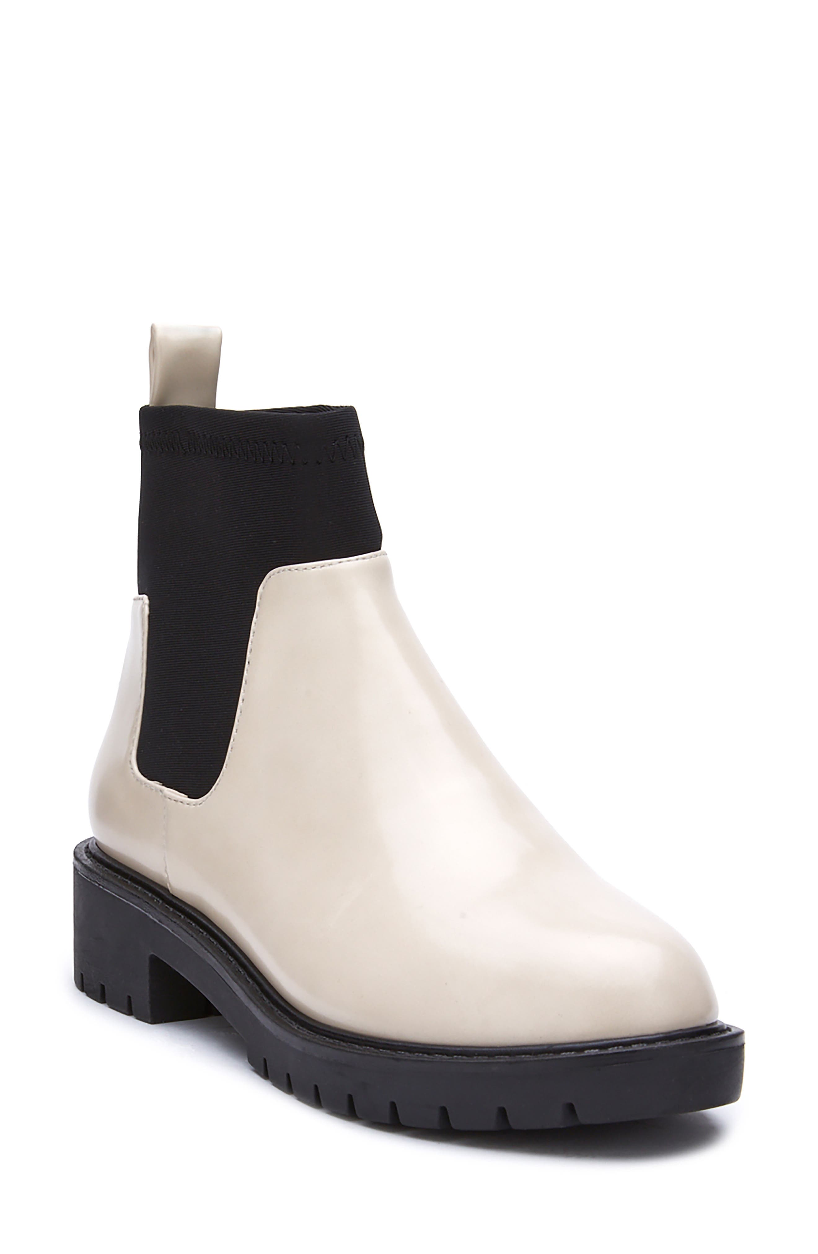 silent d pia chelsea boots