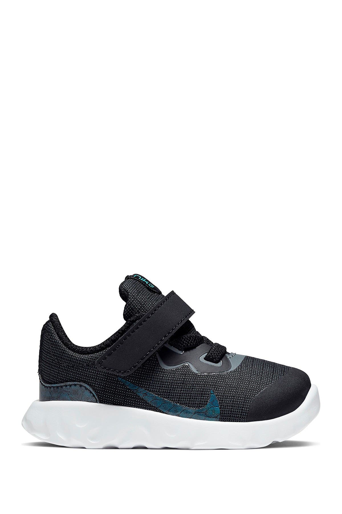 nike explore strada boys