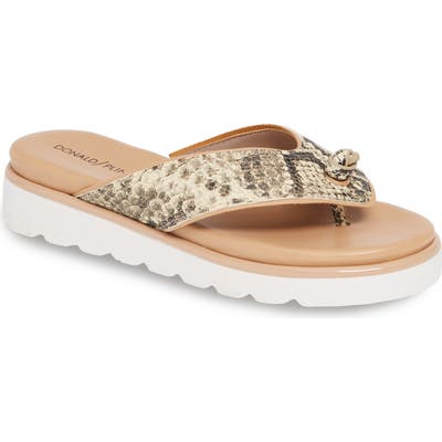 Donald Pliner Leeanne Sandal, Beige