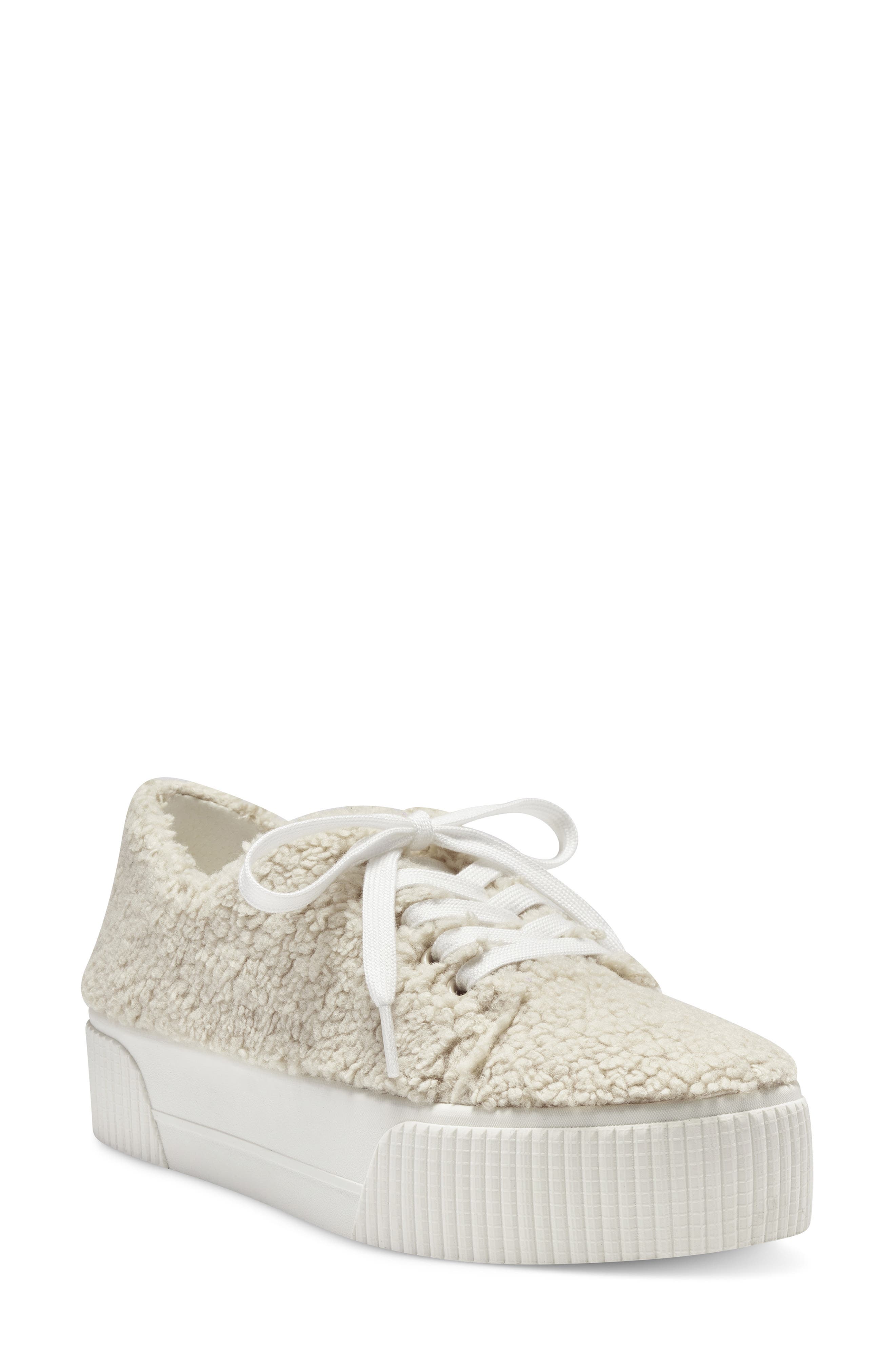 simpson tennis shoes