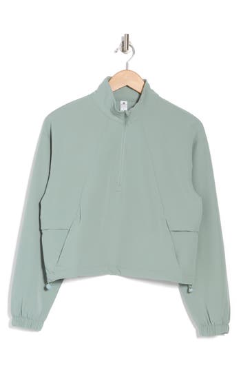 90 Degree By Reflex Andrea Mini Seersucker Crop Pullover In Green Milieu