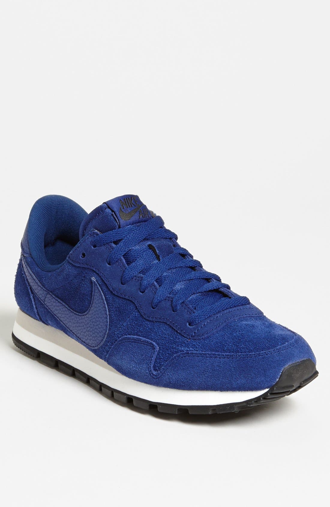 nike pegasus suede