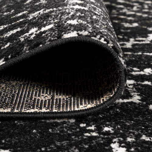 Jonathan Y Moroccan Hype Boho Vintage Diamond Round Area Rug In Black/ivory