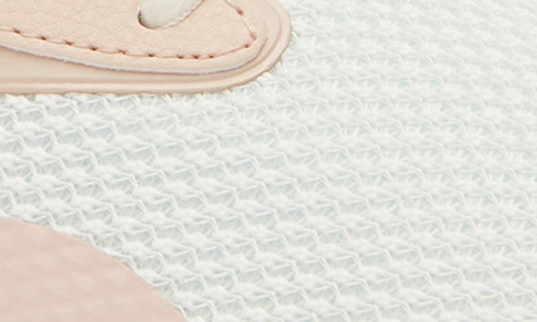K-swiss Tubes Sport Running Shoe In White/cream/rosegold