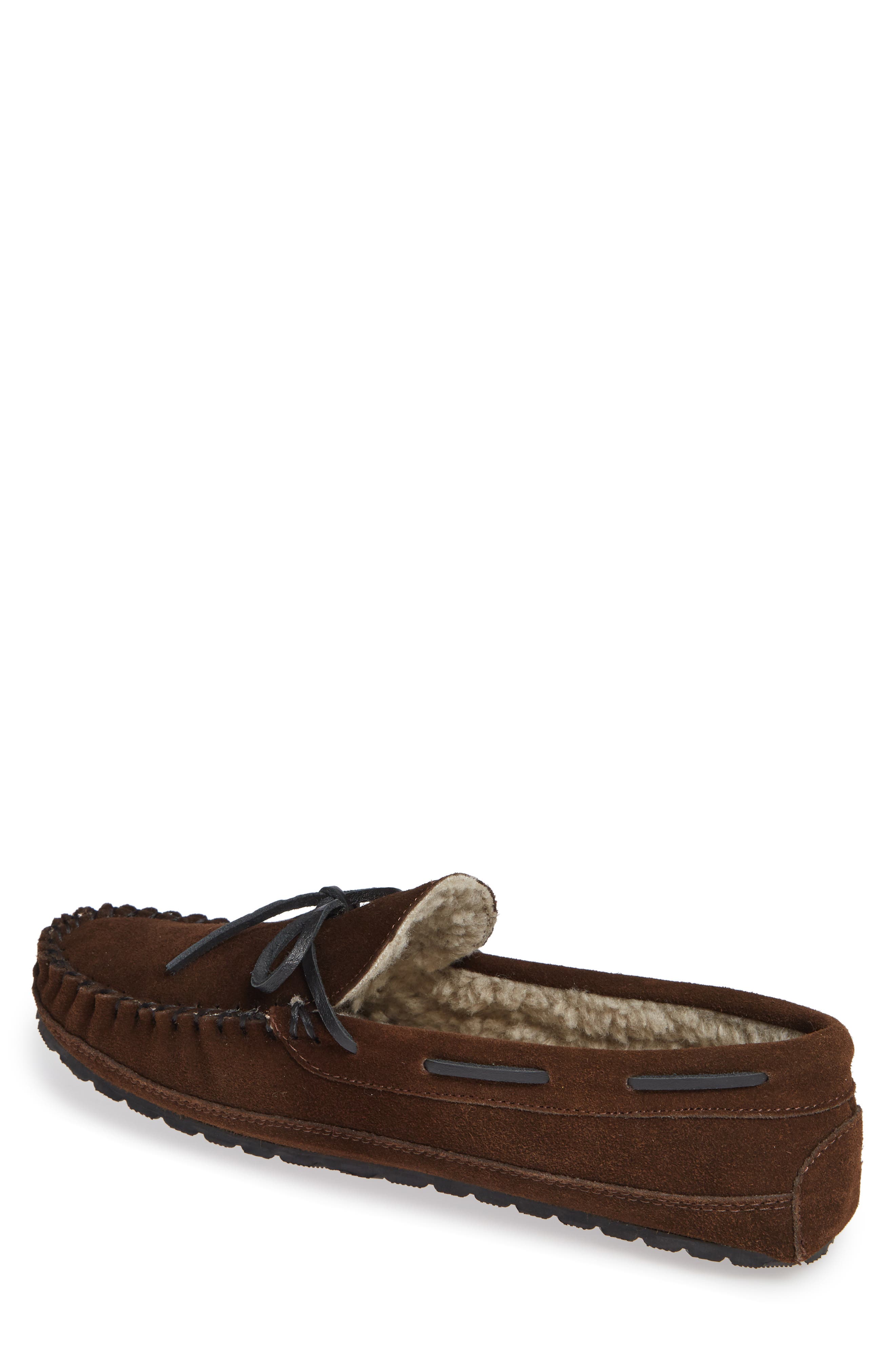 minnetonka casey slipper