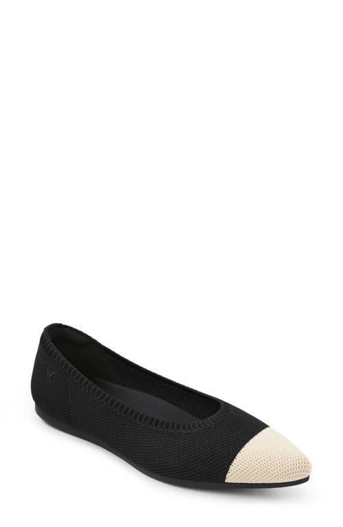 Vivaia Aria 5º Pointed Toe Flat In Black