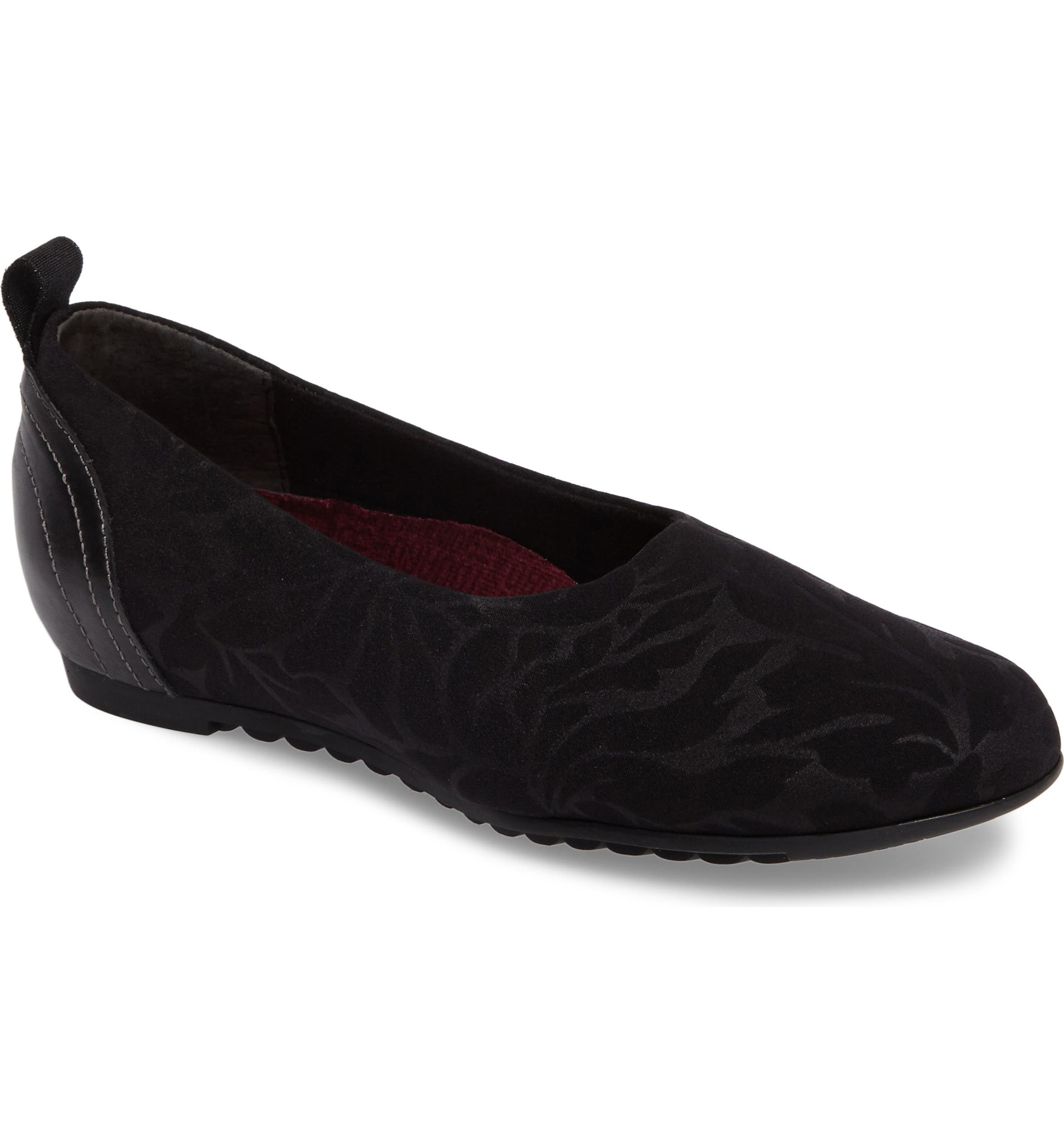 Munro Iriana Flat (Women) | Nordstrom