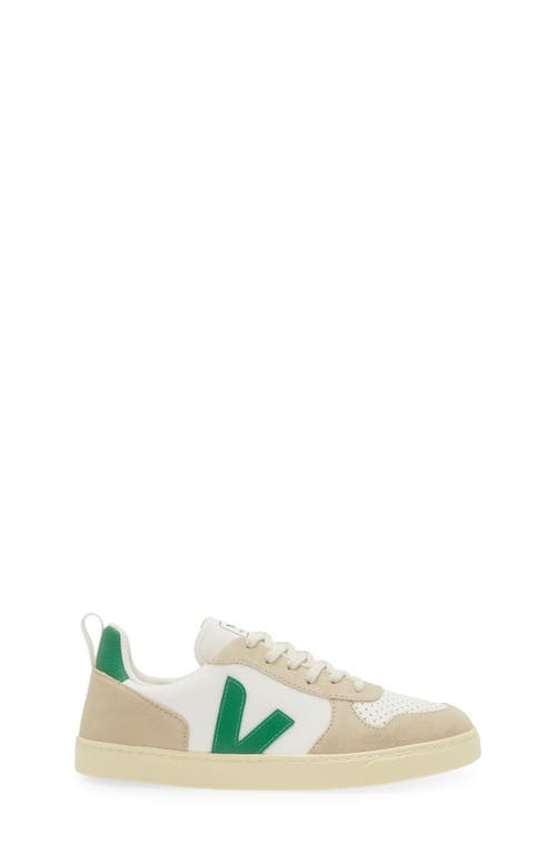 Veja Kids' Small V-10 L Chromefree™ Sneaker In Extra-white/emeraude/almond