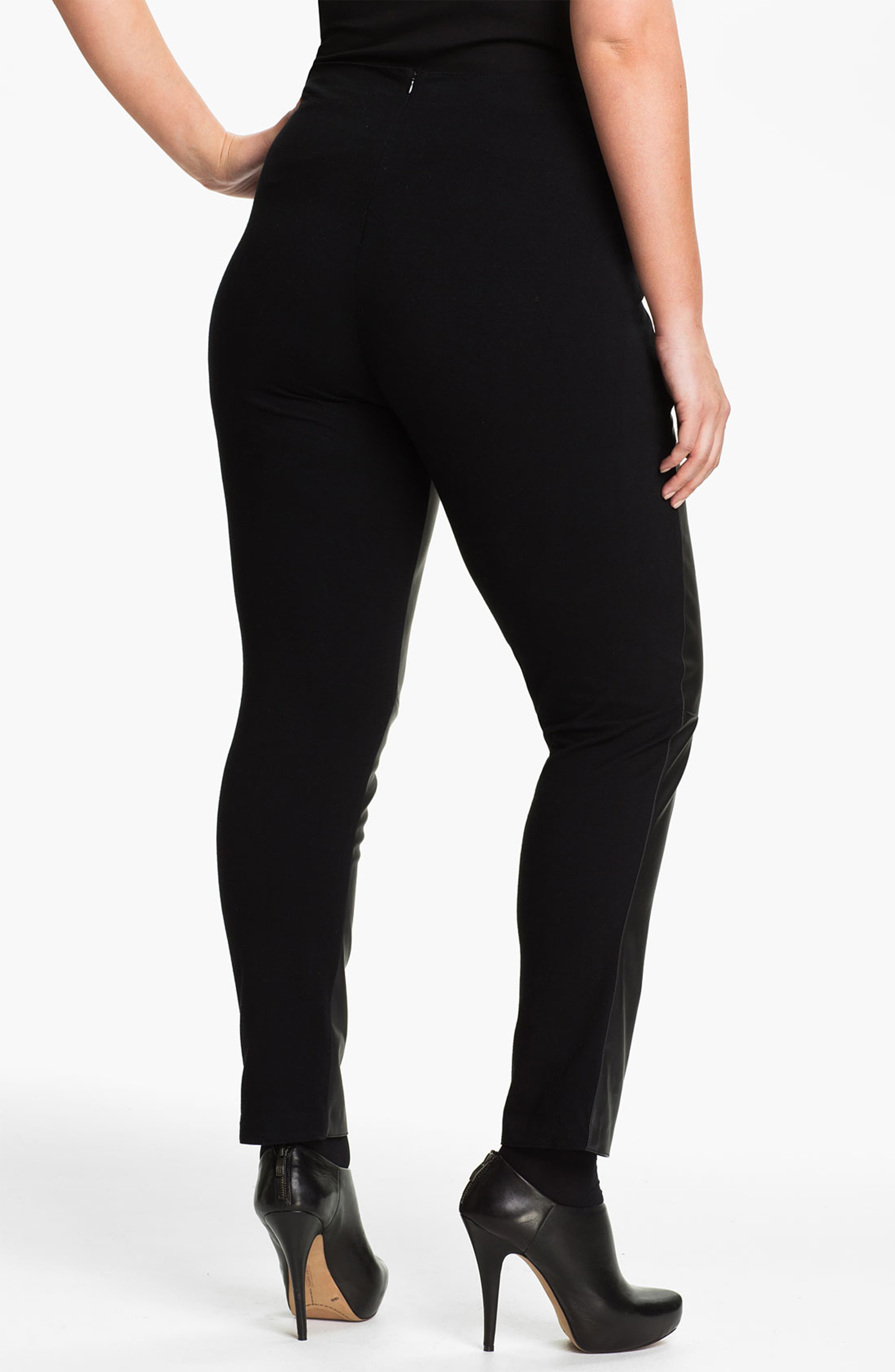 Two by Vince Camuto Leggings & Vince Camuto Colorblock Top | Nordstrom