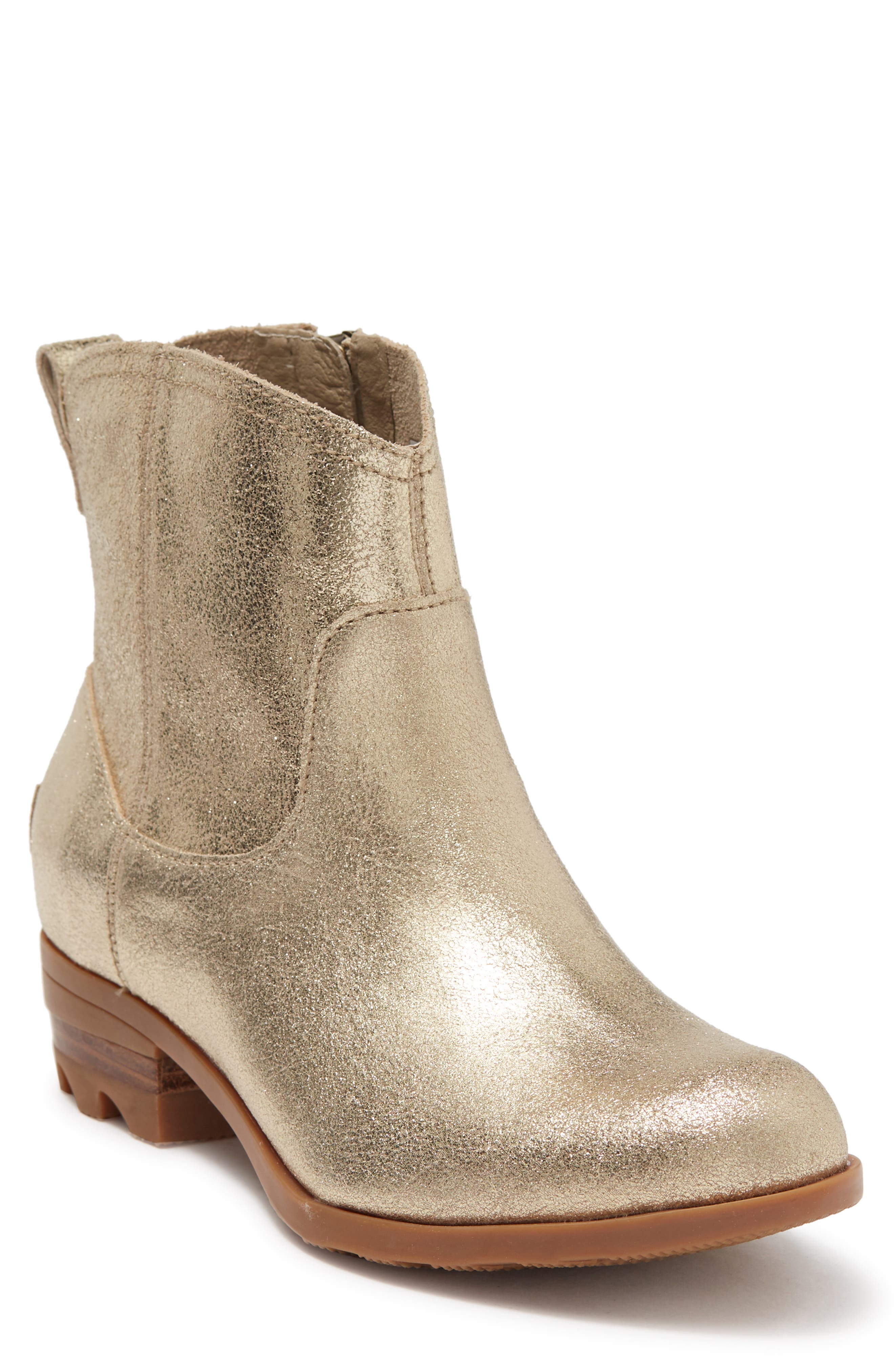 nordstrom rack womens booties
